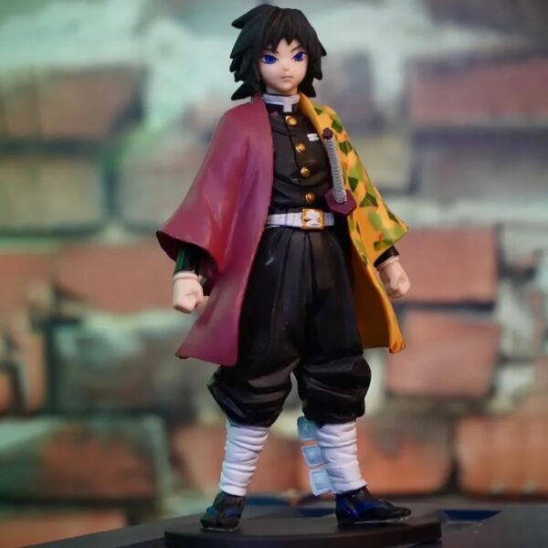 Boneco Action Figure Tomioka Giyu Pilar da Agua 14cm - Demon Slayer Kimetsu no Yaiba